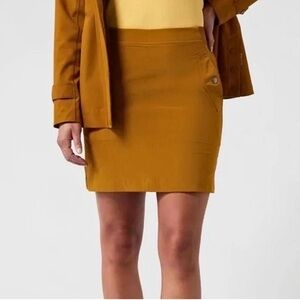 Athleta Vienna cargo skort size 16